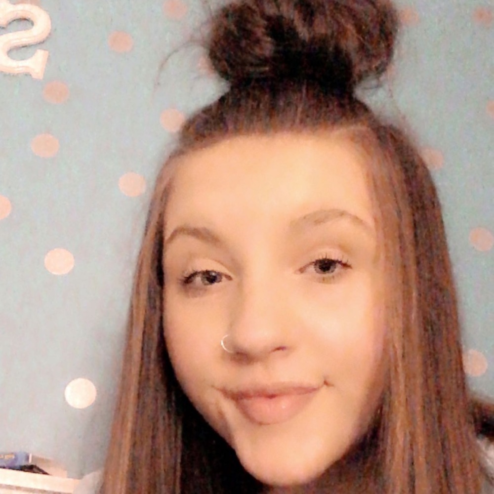 Meet your Posher, Savannah